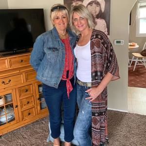 Meet your Posher, Jenny